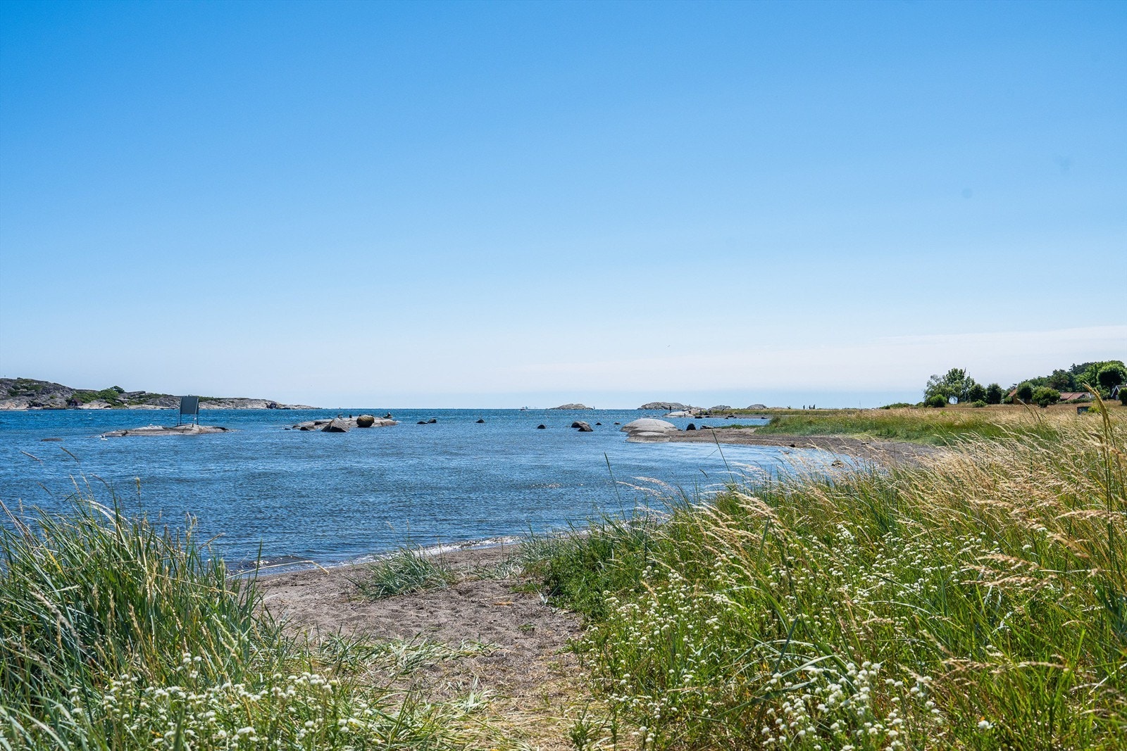 Færder nasjonalpark ble opprettet i august 2013 og nasjonalparken strekker seg fra Ormøy i Nøtterøy kommune i nord til Færder fyr i Tjøme kommune i sør. Galleribilde