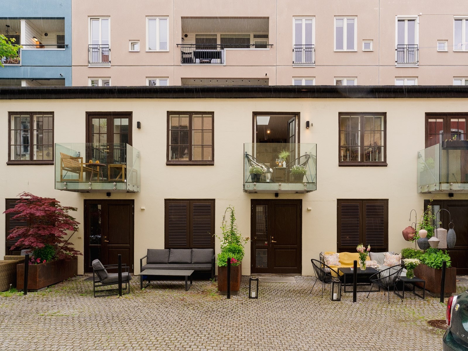 Helene Gynnild Pedersen v/ DNB Eiendom Grünerløkka har gleden av å presentere en sjelden townhouseleilighet midt i hjertet av Grünerløkka. Velkommen til Toftes gate 56 D! Galleribilde