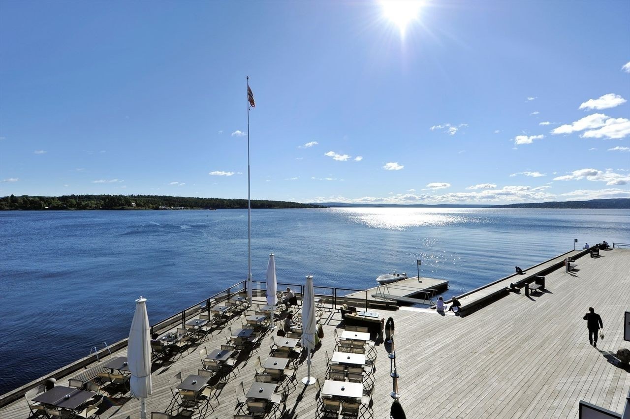 Det er kort avstand til Lysaker Brygge. Galleribilde