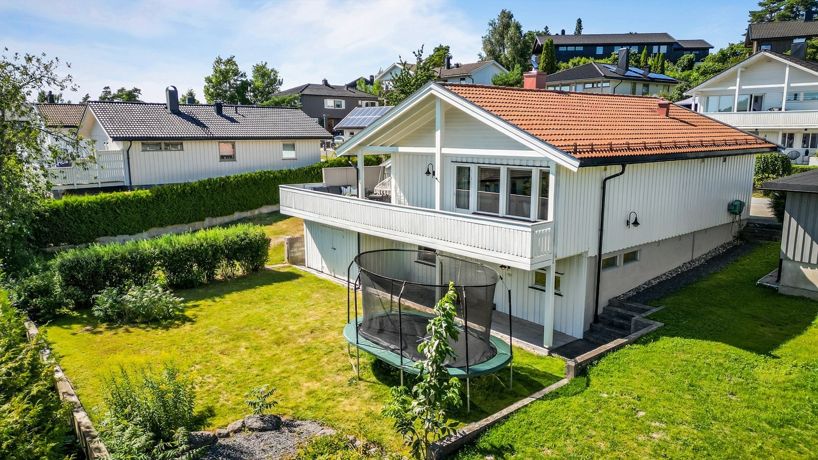 DnB Eiendom v/Michael A. Meyer (Tlf. 48062870) ønsker deg velkommen til Skjærviken og Spydveien 5! Galleribilde