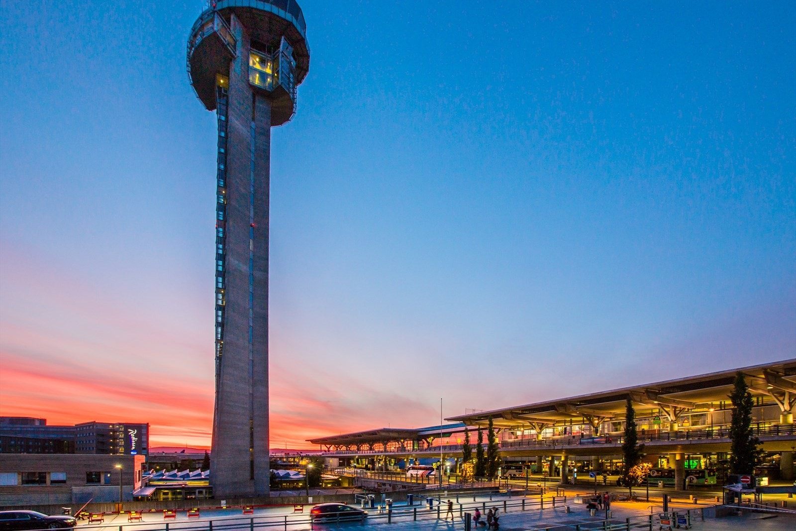 Kort vei til Oslo Lufthavn, bare 9 minutter med bil. Galleribilde