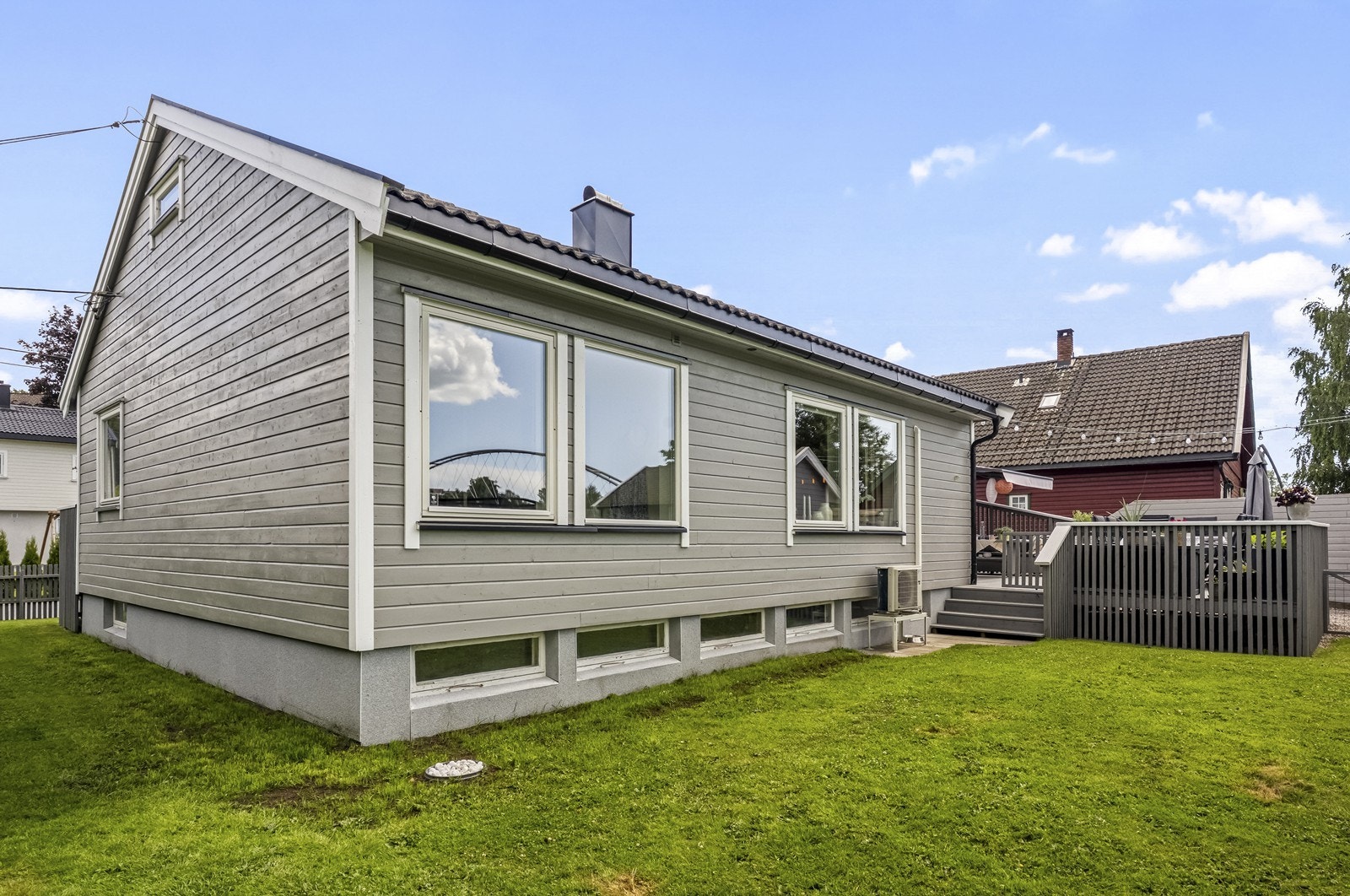 Nye vinduer med 2- og 3-lags glass ble montert i 2016. Galleribilde