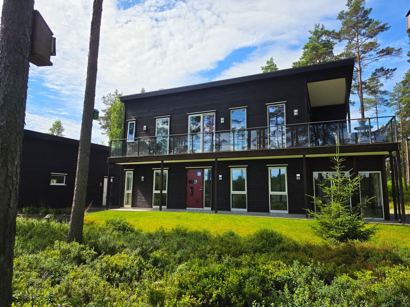 Boligen har nylig blitt beiset (bildene er tatt av selger) Galleribilde