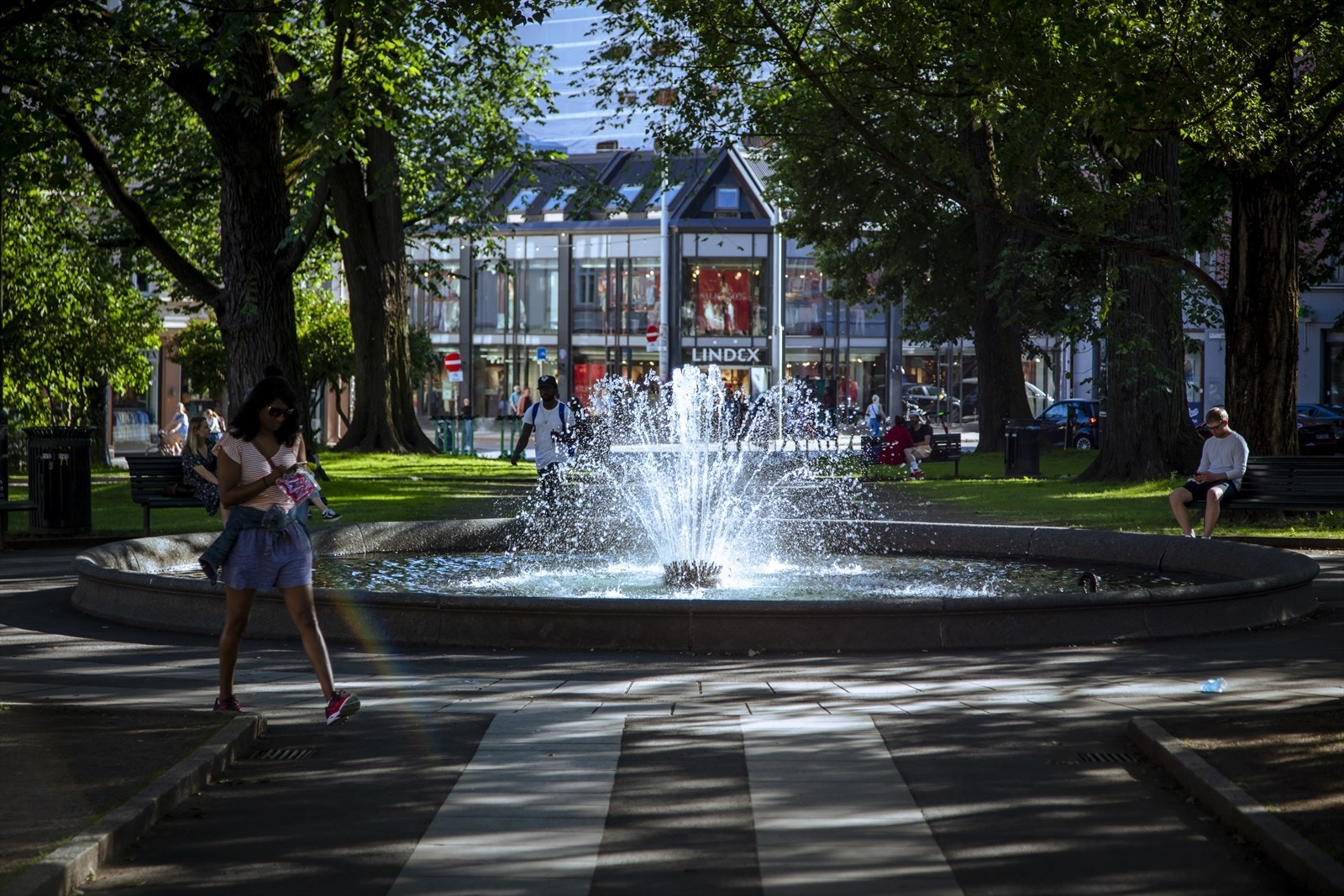 Området byr på en urban livsstil med alt av servicetilbud i umiddelbar nærhet. Galleribilde