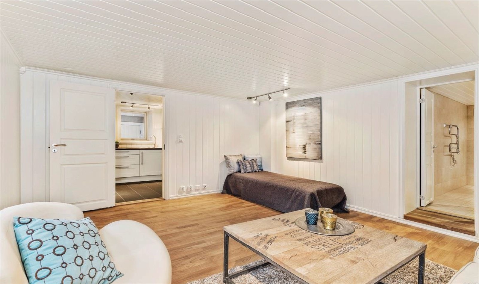 Utleiehybel med Stue, bad, kjøkken og egen inngang (selgers private bilde) Galleribilde