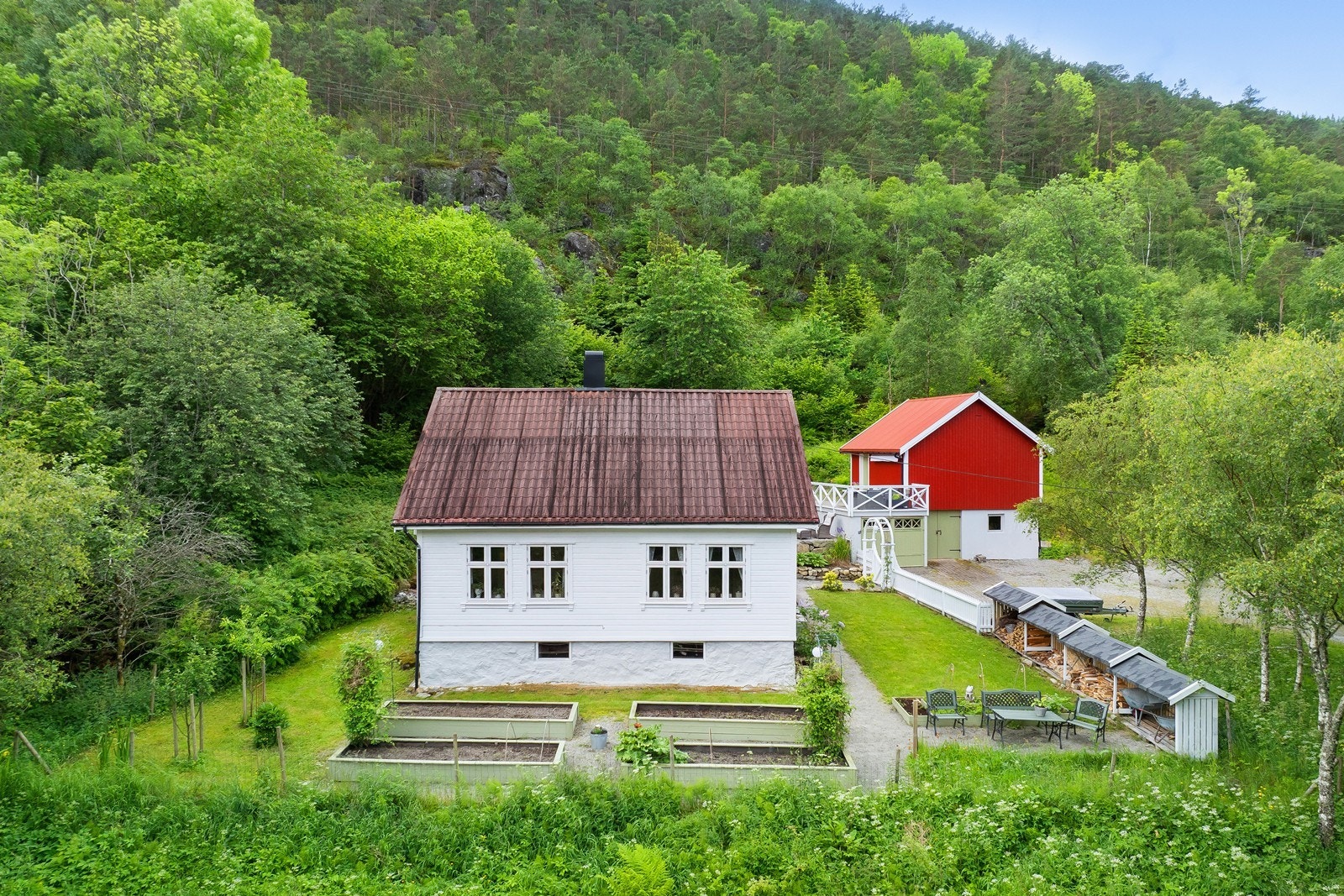 Velkommen til Kvalvågvegen 88! - Foto levert av Robin Malm. Galleribilde