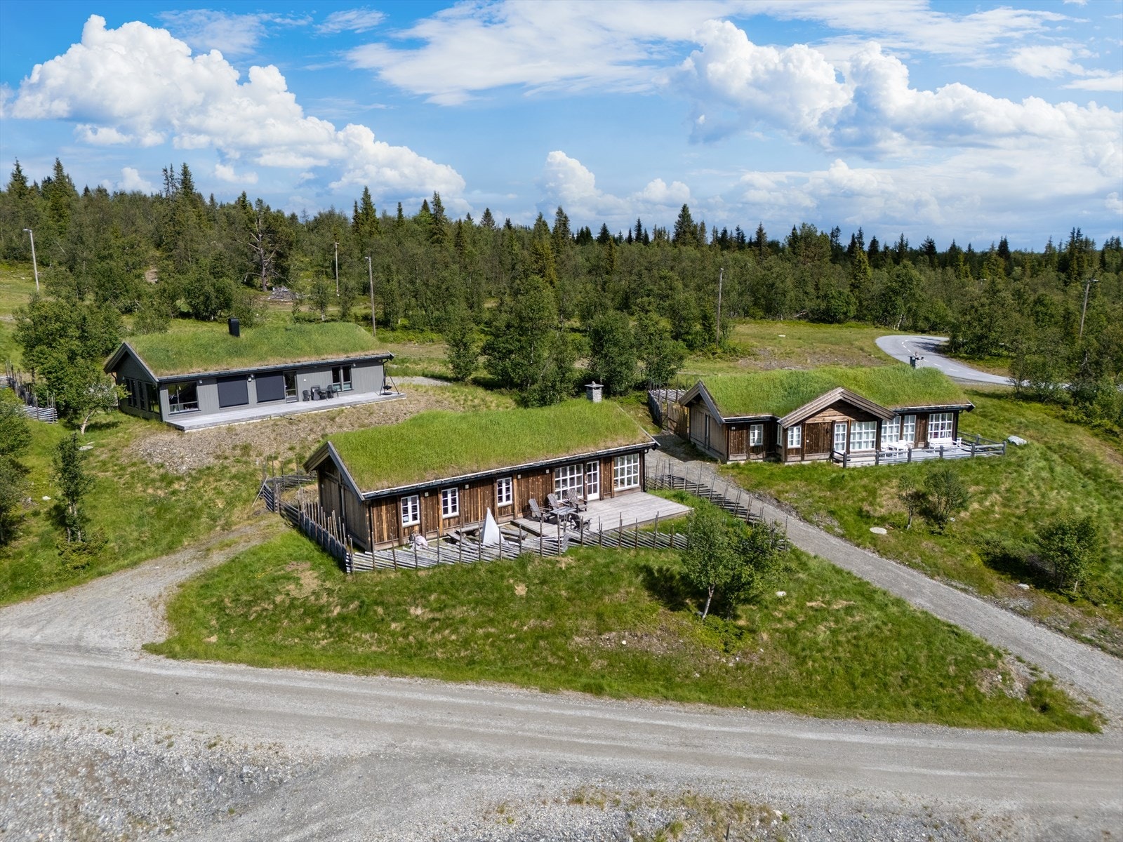 Fritidsboligen er oppført i 2019 fra Skåbu Tradisjonsbygg Galleribilde