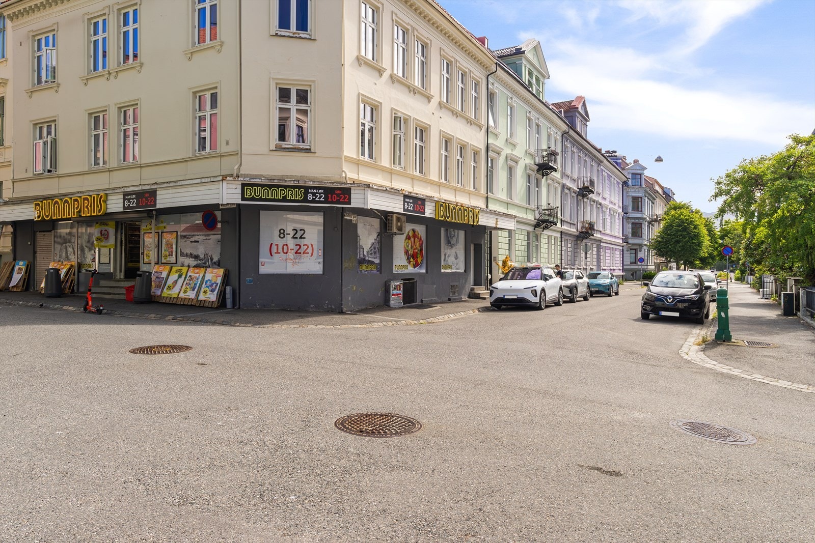 Rett utenfor døren finner du Bunnpris, og nærbutikken Joker Spilde er like i nærheten Galleribilde