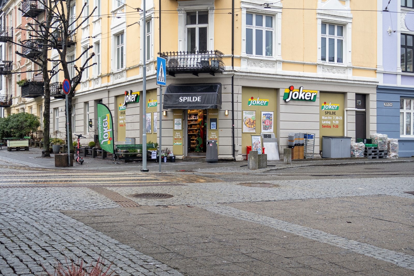 Begge butikkene er søndagsåpne Galleribilde