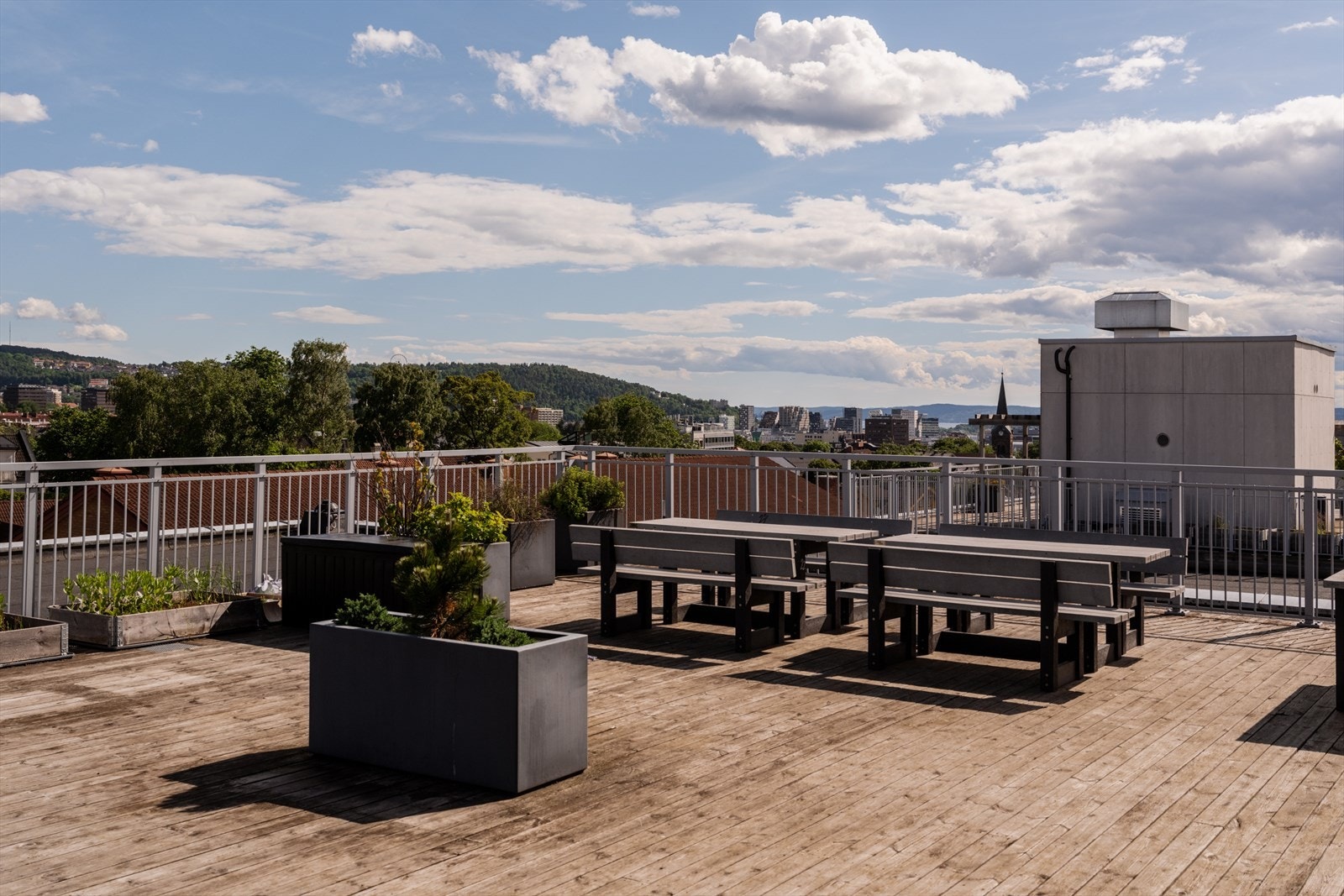 Gode solforhold gjør dette til et populært oppholdssted på fine dager. Galleribilde