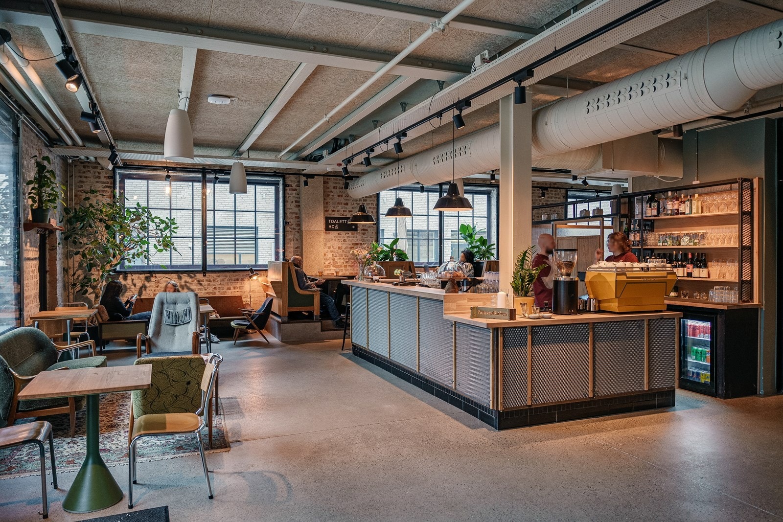 Carls har etablert seg som en attraktiv destinasjon for mat, drikke og sosiale sammenkomster. Galleribilde