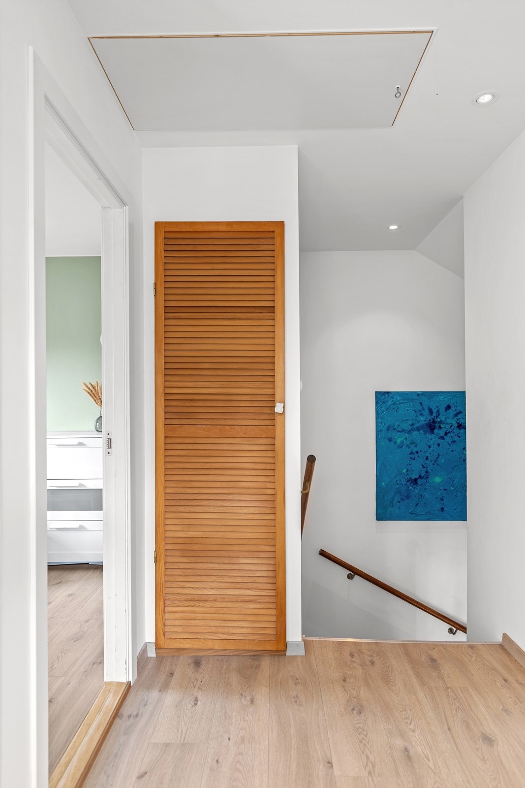2. etasje (luke til loft) Galleribilde