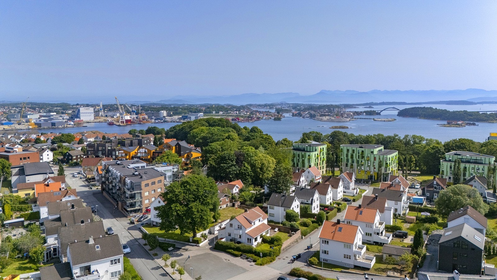 Kort gange til sentrums utallige fasiliteter. Galleribilde