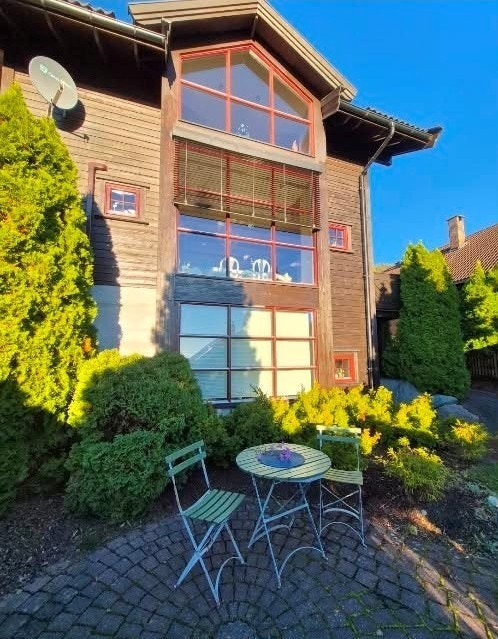 Velkommen til en meget flott villa i Nedre Ullernlia 27. Foto privat Galleribilde