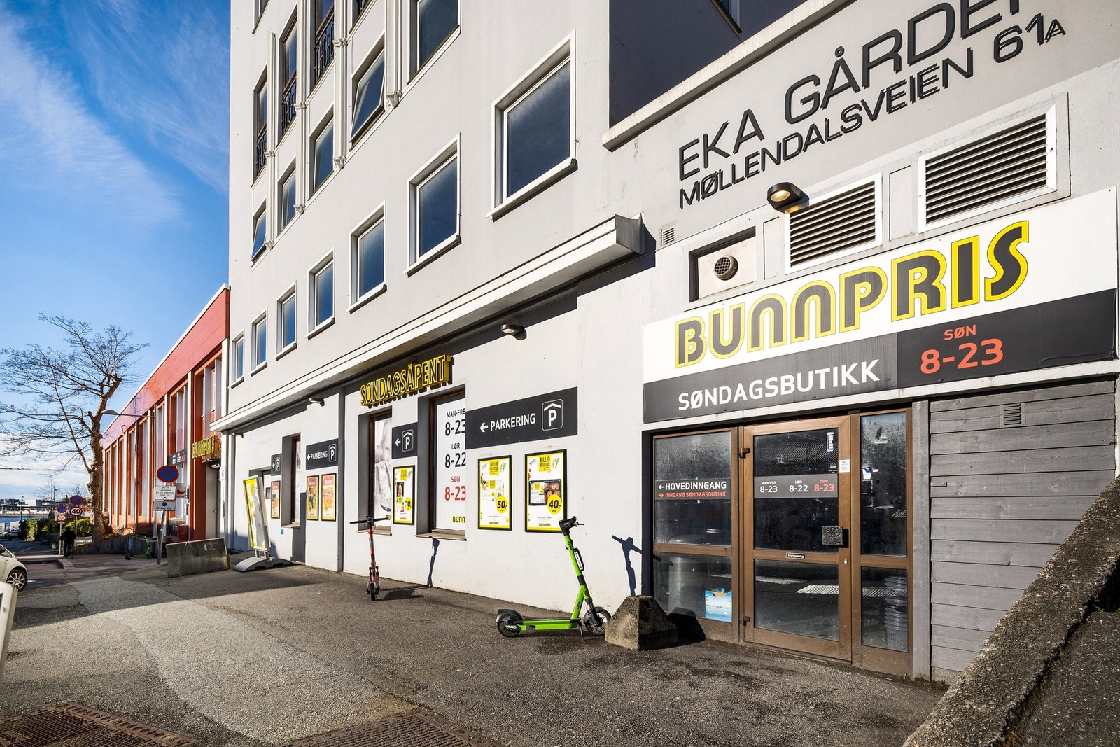 - Her bor man midt i mellom Møllendal og Danmarksplass som gjør dagligvaretilbudet rikelig med flere søndagsåpne butikker innen gangavstand - Galleribilde