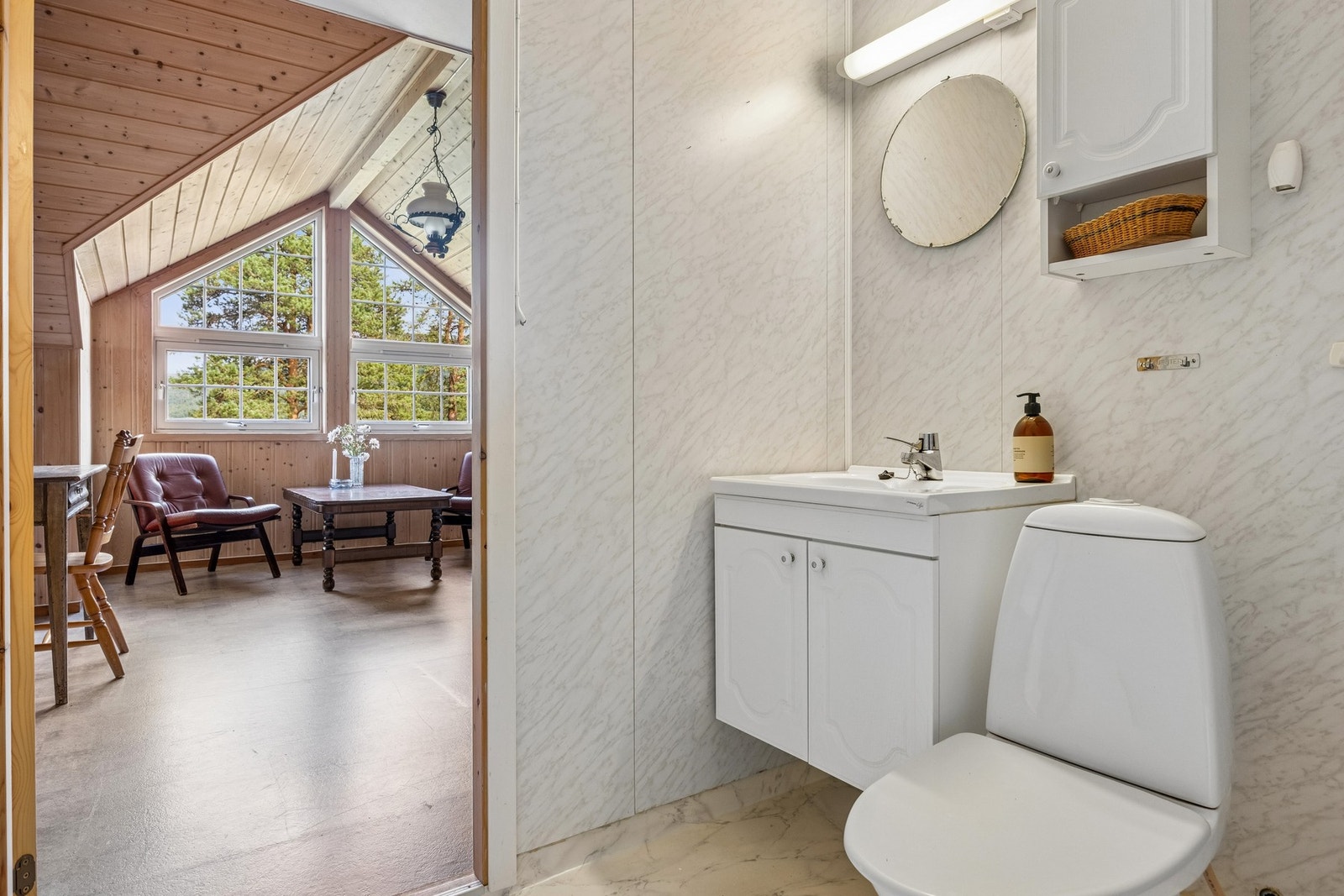 Badet i 2. etasje er på 4 kvm. Galleribilde