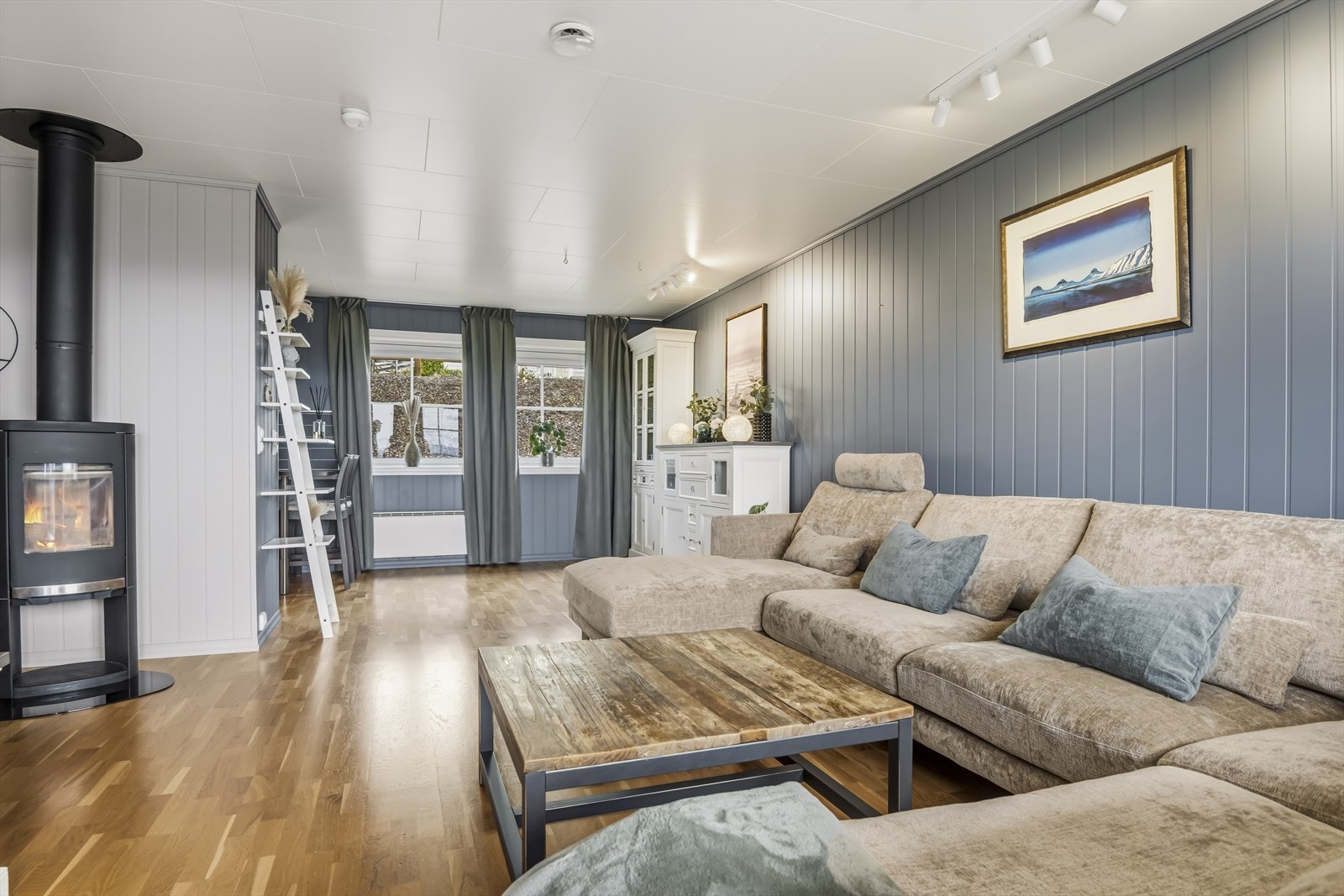 Moderne og velholdt halvpart av tomannsbolig fra 2015. Galleribilde