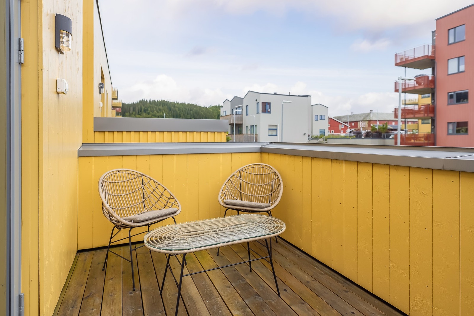Her kan man nyte ettermiddagssol og solnedganger om sommeren. Galleribilde