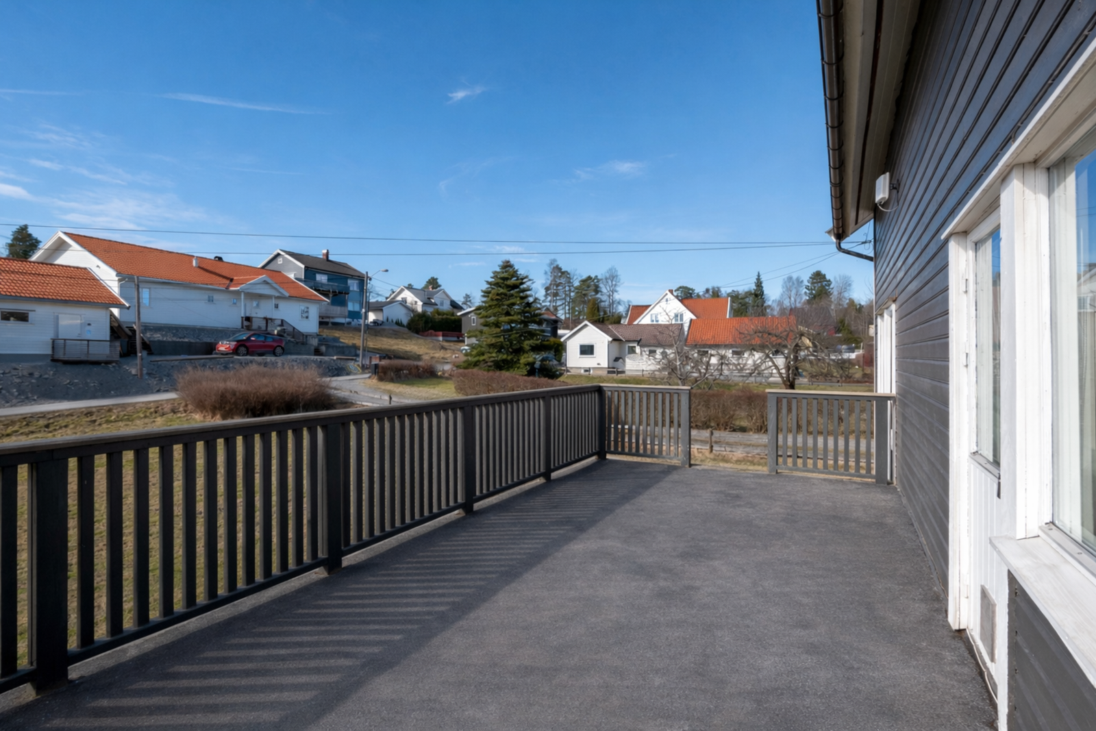 Romslig veranda på ca. 23 kvm Galleribilde
