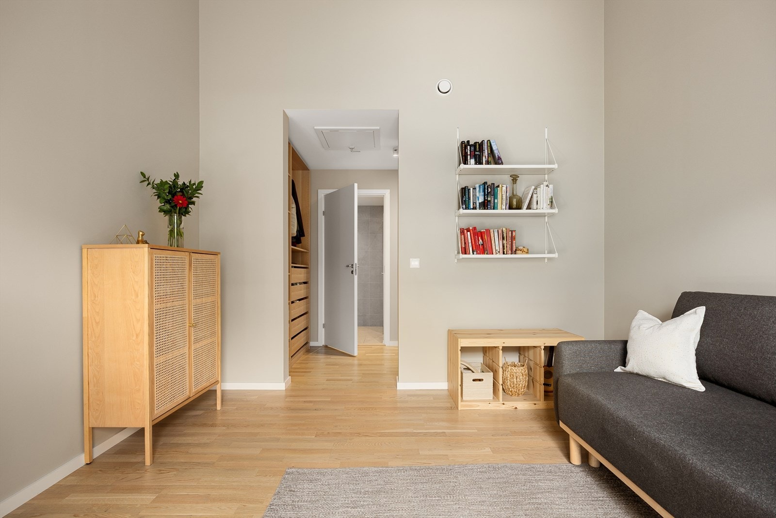 Dette er tiltenkt som en egen voksenavdeling med egen garderobe og bad i tilknytning til soverommet Galleribilde