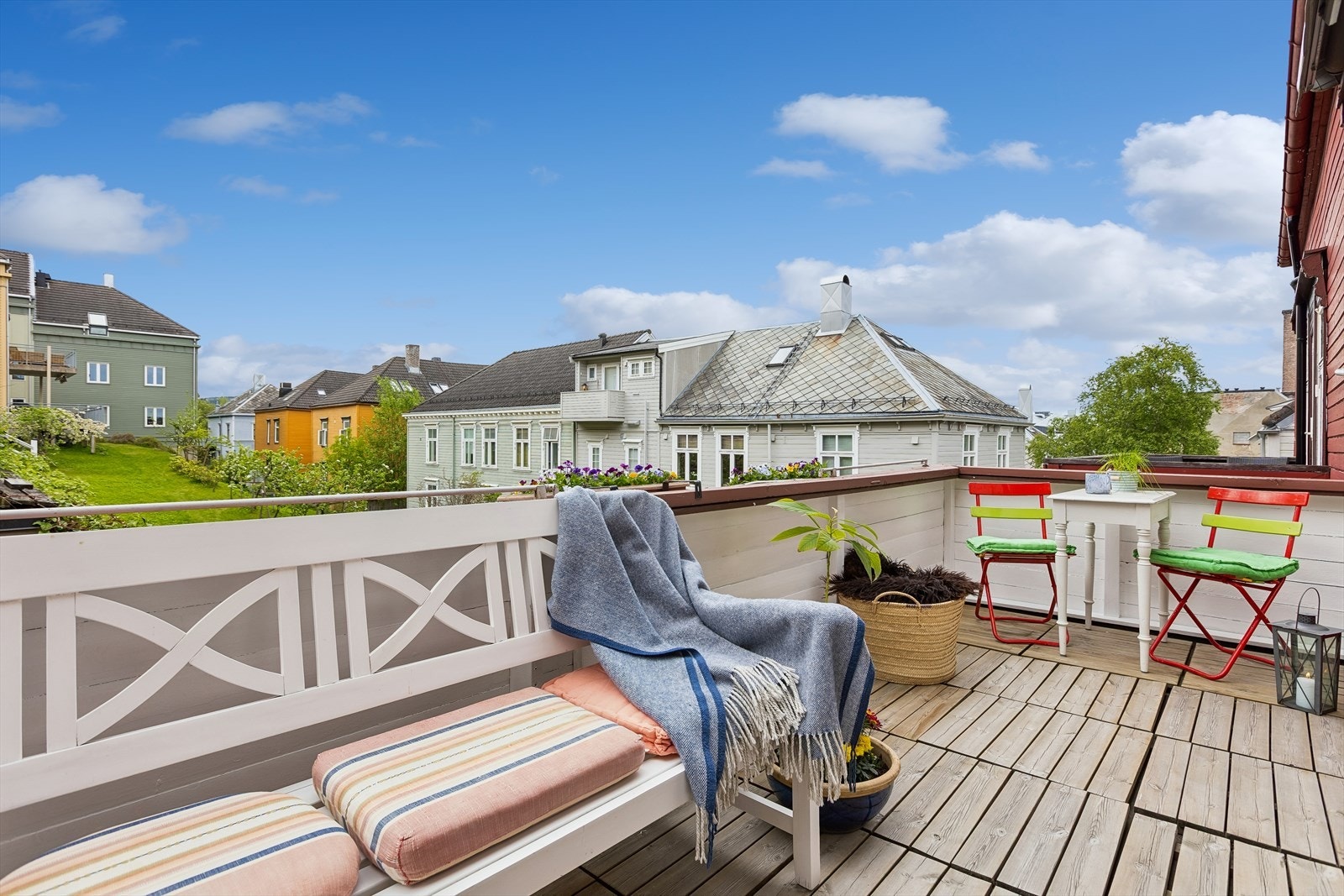 Velkommen til Rosenborg gate 18B - En 2-roms selveierleilighet med sørvendt balkong beliggende i rolig bakgård. Foto: Robin, Effektfoto. Galleribilde