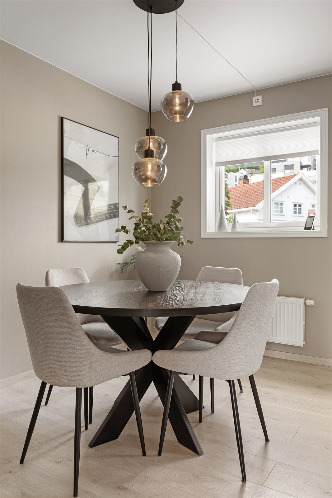 Lyse og delikate overflater Galleribilde