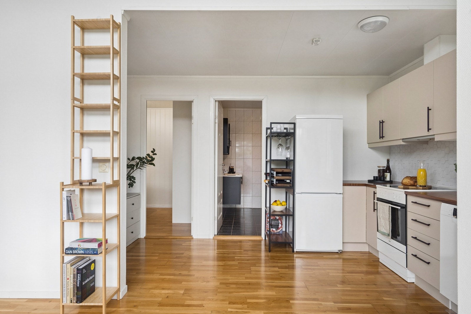 Leiligheten har en fin og åpen planløsning. Galleribilde