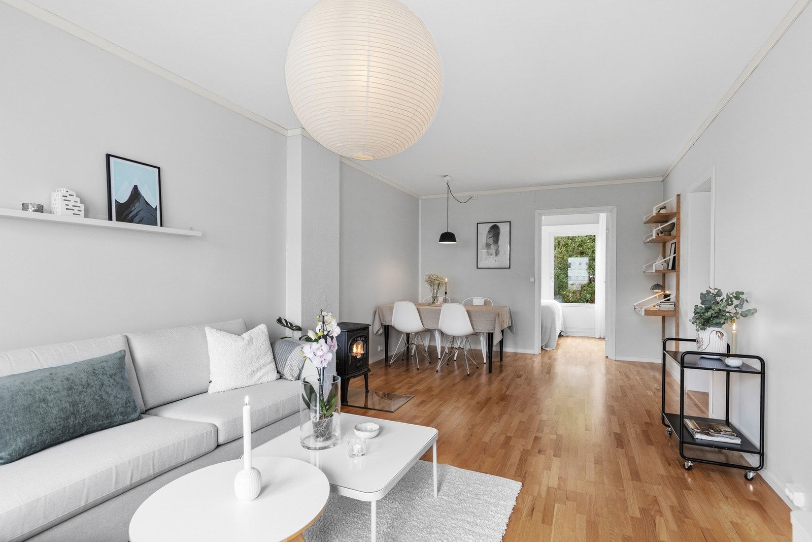 Her har du en koselig vedovn til kalde høst- og vinterdager. Galleribilde