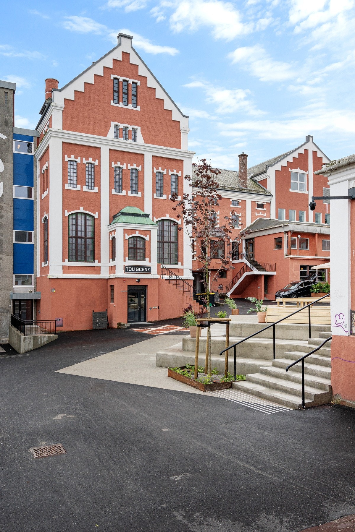 Tou Scene ligger kun en kort spasertur unna. Galleribilde