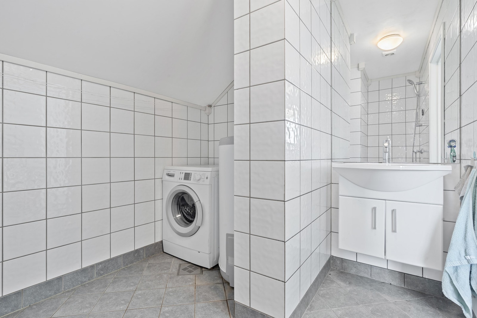 Badet ble modernisert rundt 2015. Utbedringer bør stedvis påregnes. Galleribilde