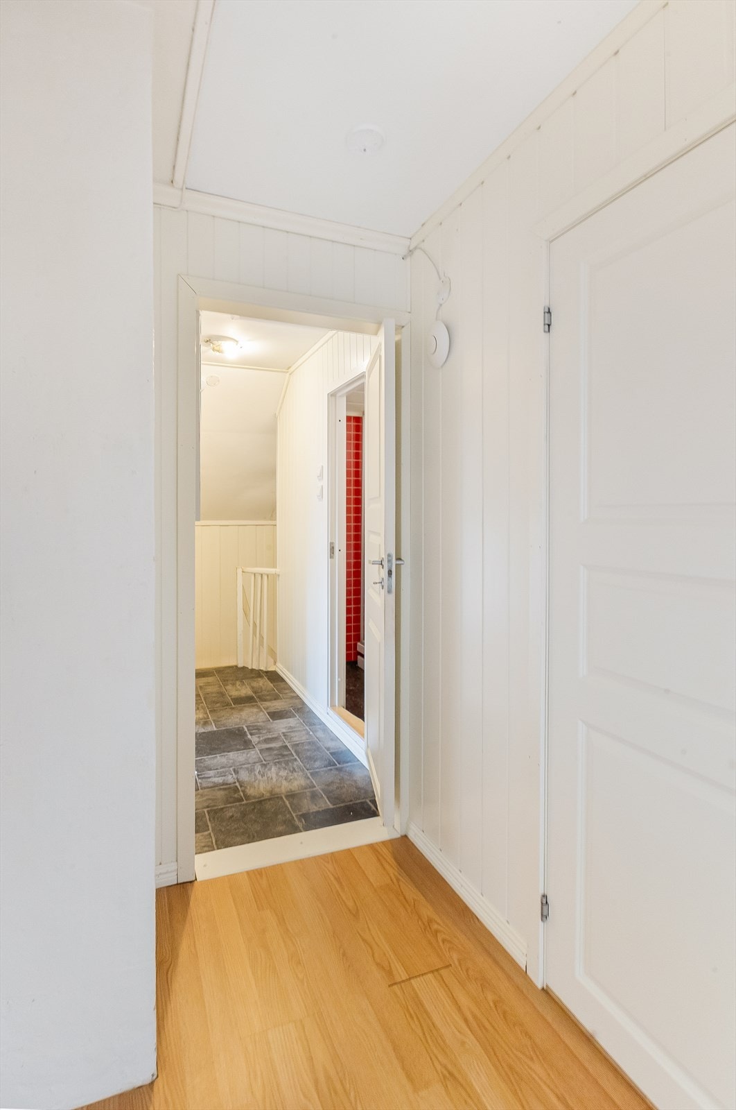 Hall i 2.etg. Galleribilde