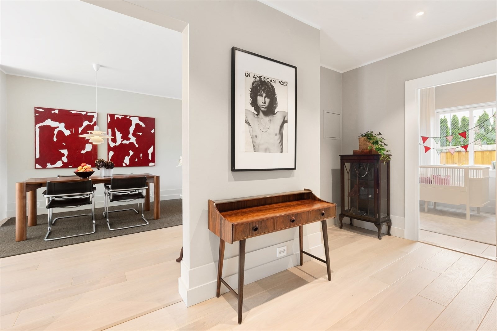 God plass til oppbevaring i entré. Galleribilde
