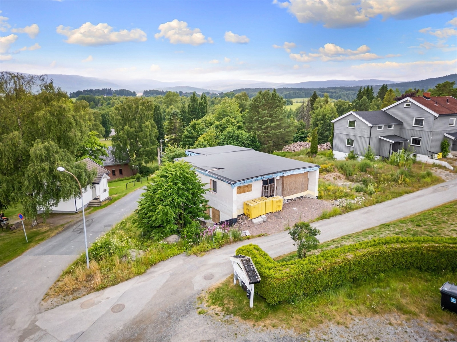 Kort spasertur til Skoger barnehage, som ligger bare noen hundre meter unna. Galleribilde