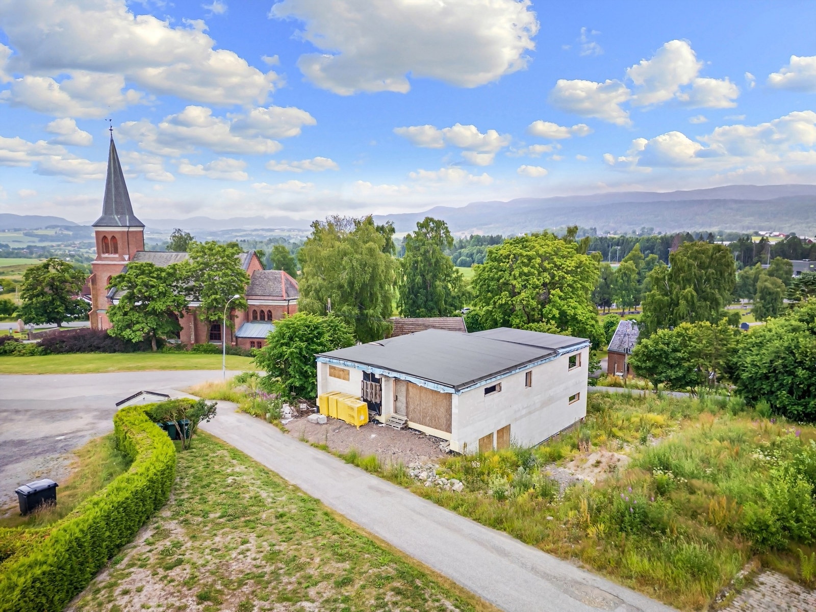 Moderne og innholdsrik enebolig, som ble påbegynt i 2024. Her kan du sette ditt eget preg!
Foto: Ole Thoresen Galleribilde