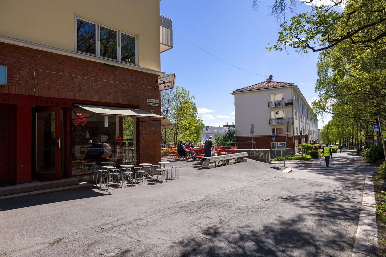Hos Hernandez er det også en hyggelig uteservering, perfekt for de fine sommerdagene! Galleribilde