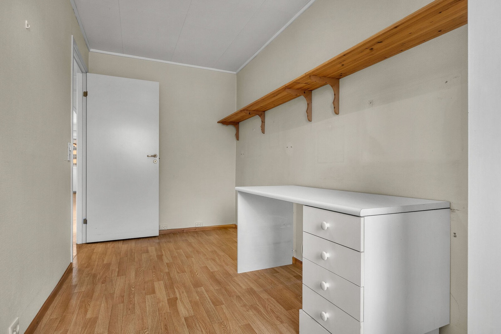 Også dette soverommet har god plass til seng og garderobeløsning. Galleribilde