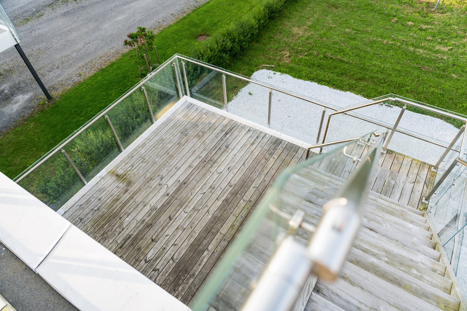 Det samlede terrassearealet (TBA) er på omtrent 47 kvadratmeter. Galleribilde