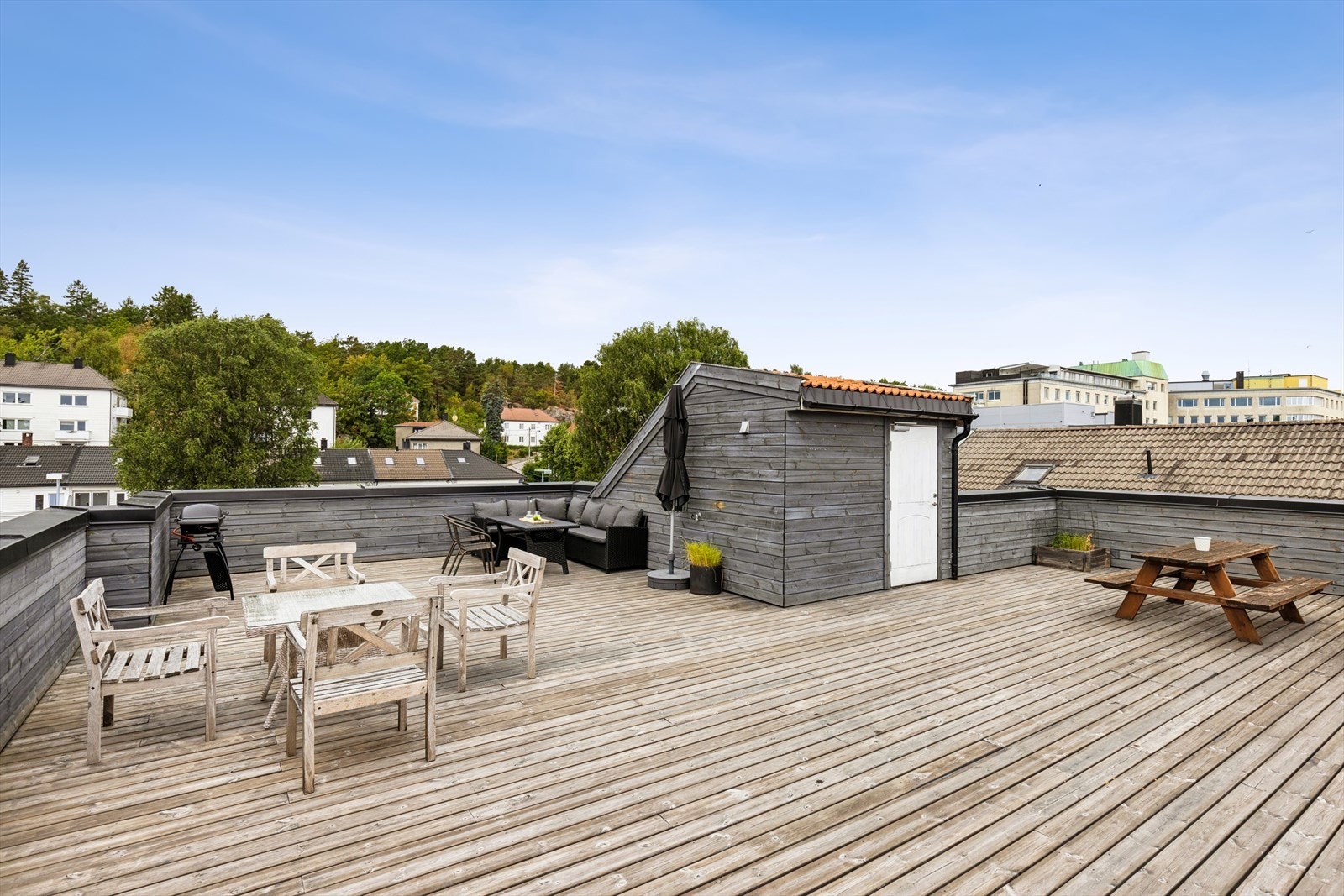 Den felles takterrassen er et flott samlingspunkt for beboerne i borettslaget. Galleribilde