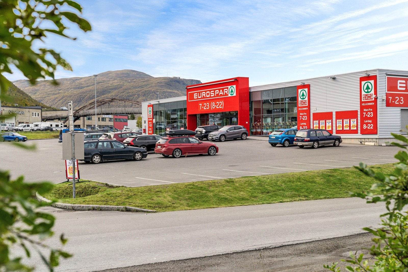 Eurospar på Tomasjordnes ligger like i nærheten.