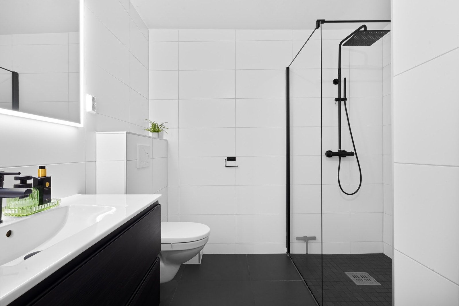 Badet er renovert i 2021 Galleribilde