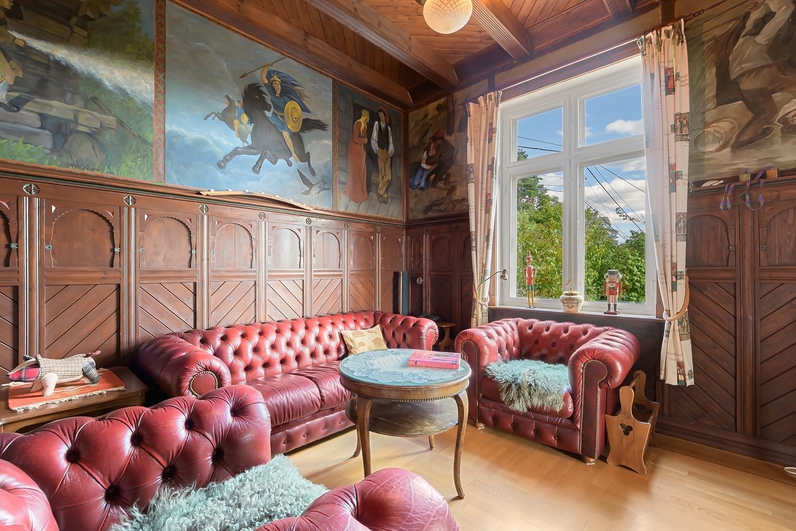 Opprinnelig herresalong Galleribilde