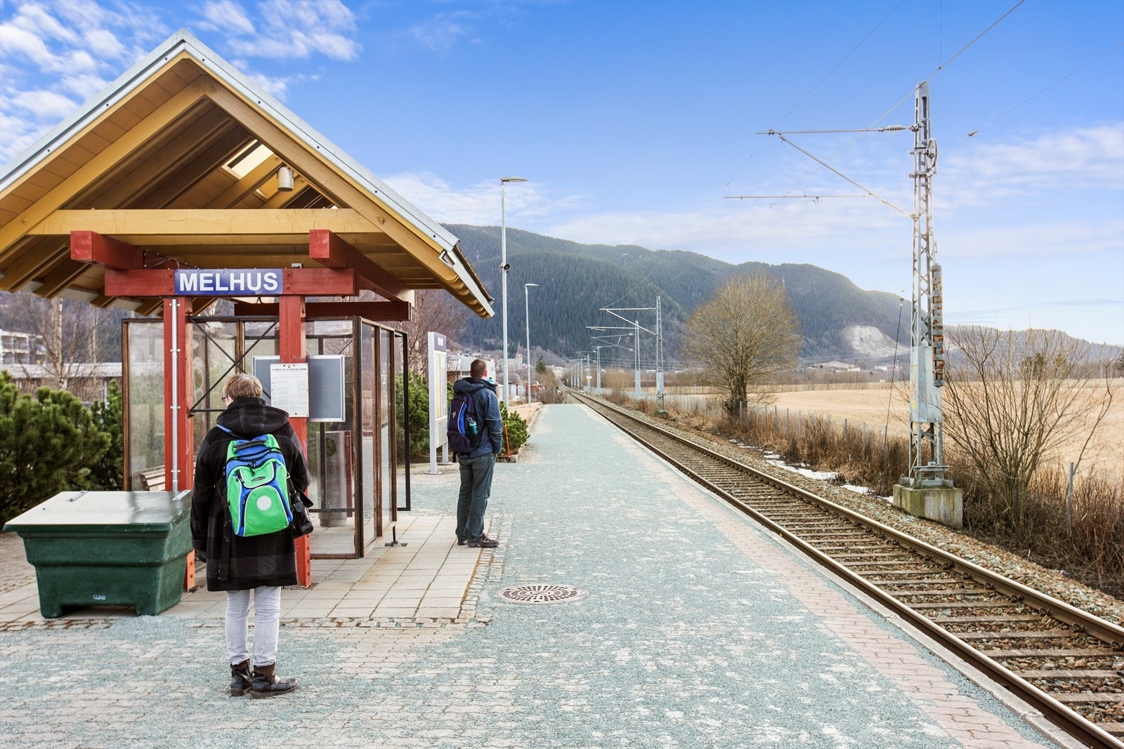 Det er buss og tog forbindelse mot Trondheim sentrum og omegn Galleribilde