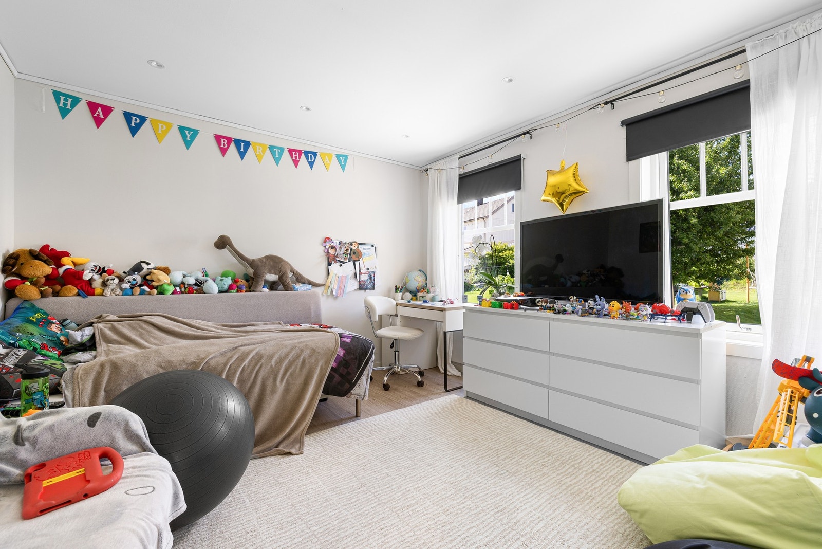 Soverom 2 på 12,2m². Galleribilde