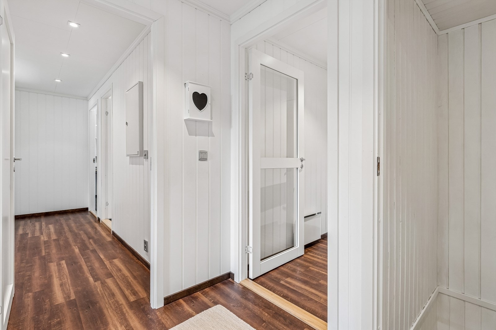 En innholdsrik og familievennlig enebolig med en fleksibel planløsning. Galleribilde