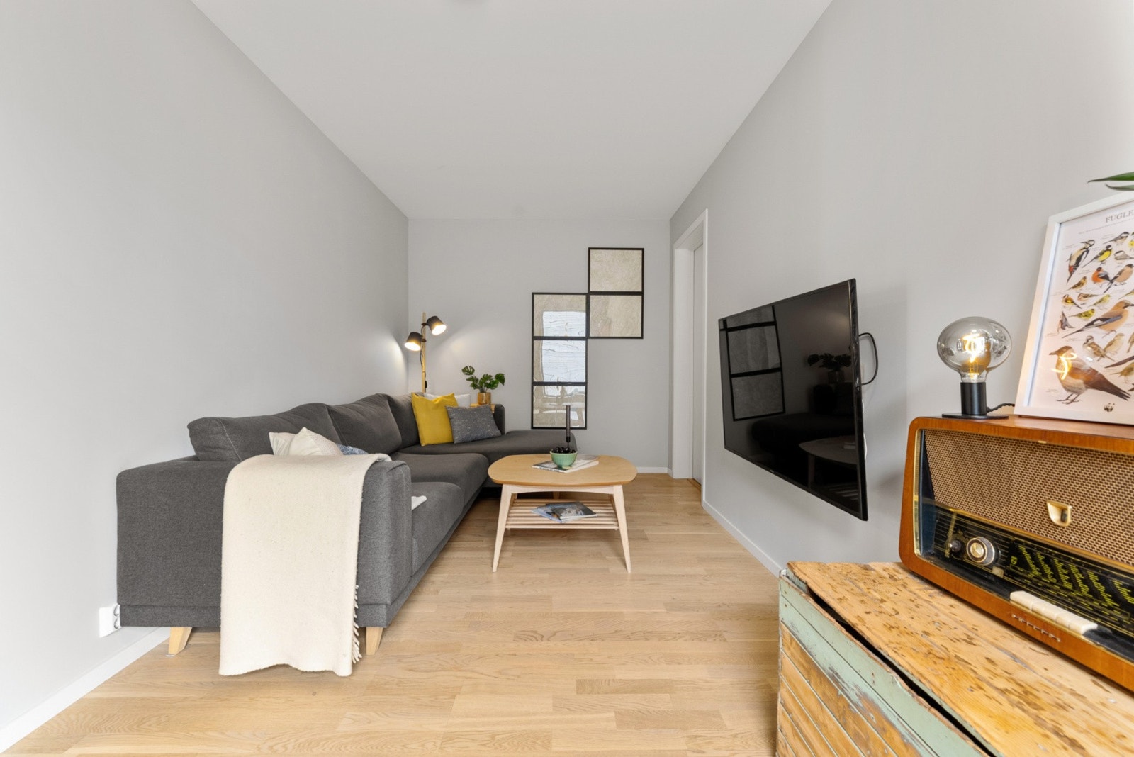 TV-stuen gir ekstra rom for familien, som leke- eller TV-rom. Galleribilde
