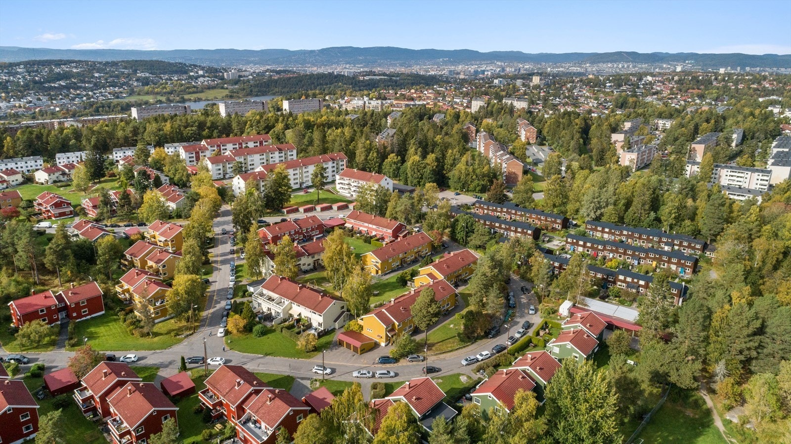 Et veletablert og barnevennlig boligområde med nærhet til det meste. Galleribilde
