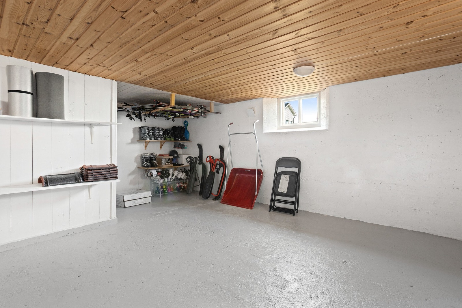 Det er godt med lagringsplass i kjelleren Galleribilde