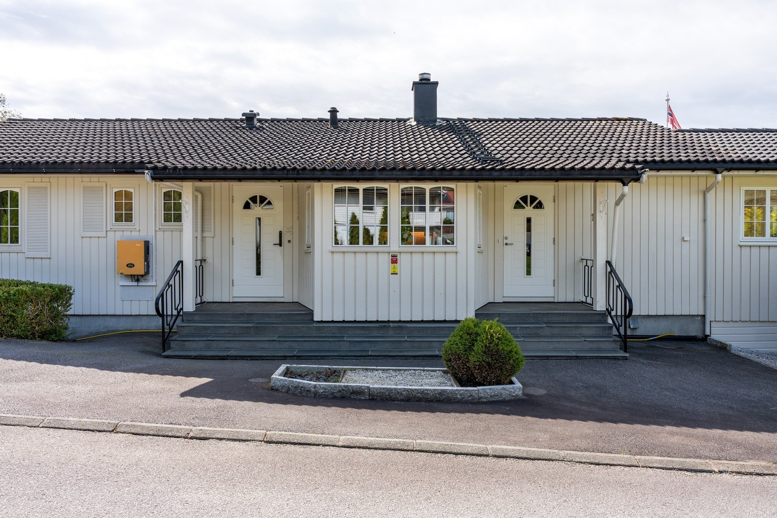 Inngangspartiet har et innbydende preg - Velkommen inn! Galleribilde