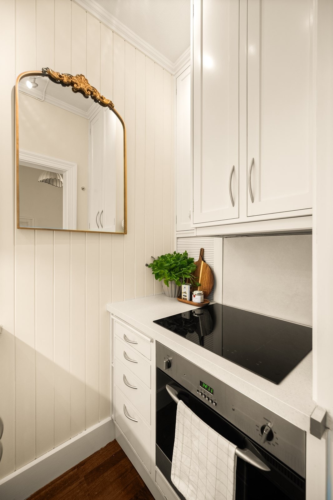 Hvitevarene følger med handelen. Galleribilde