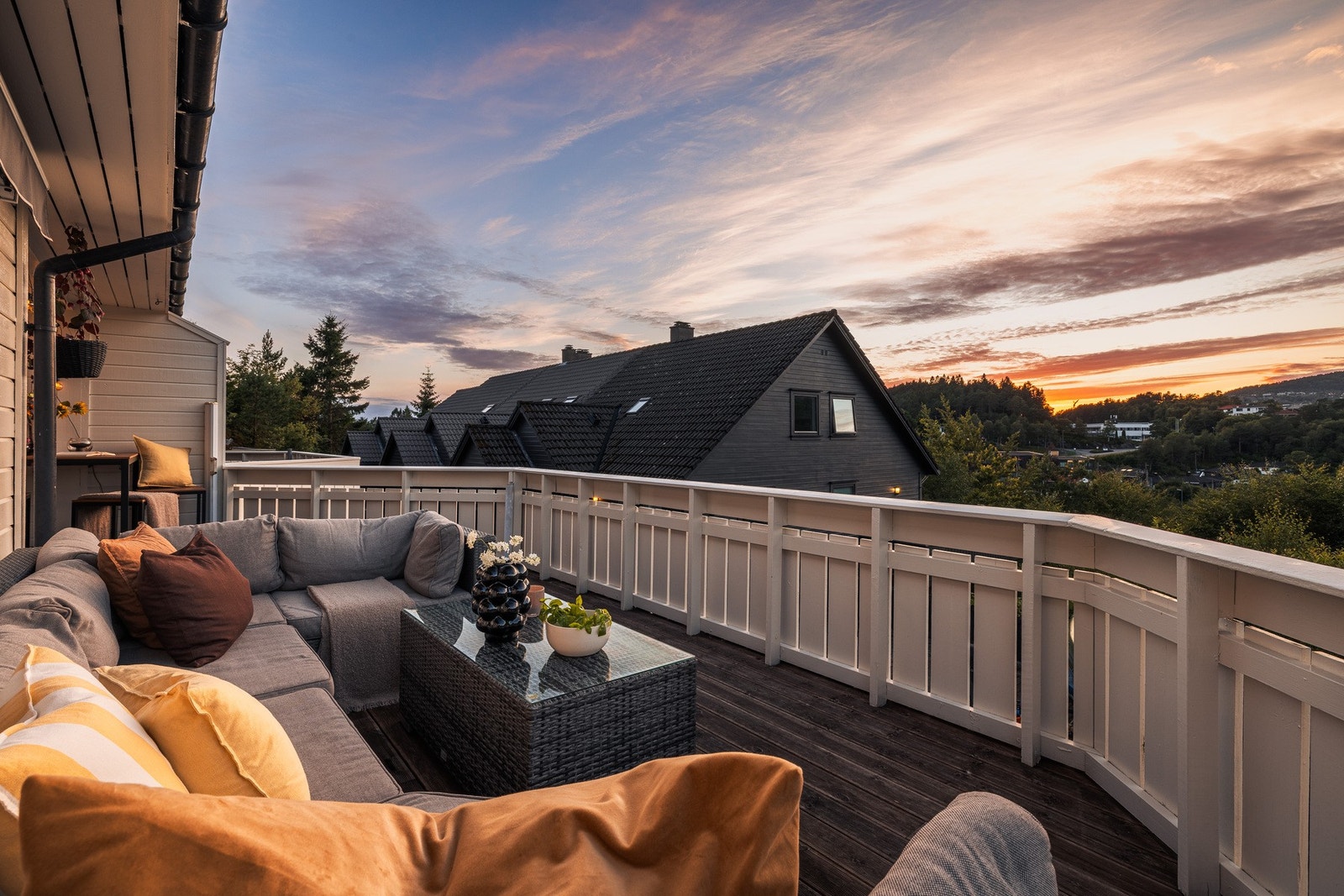 Her har du sol til seint på kveld Galleribilde